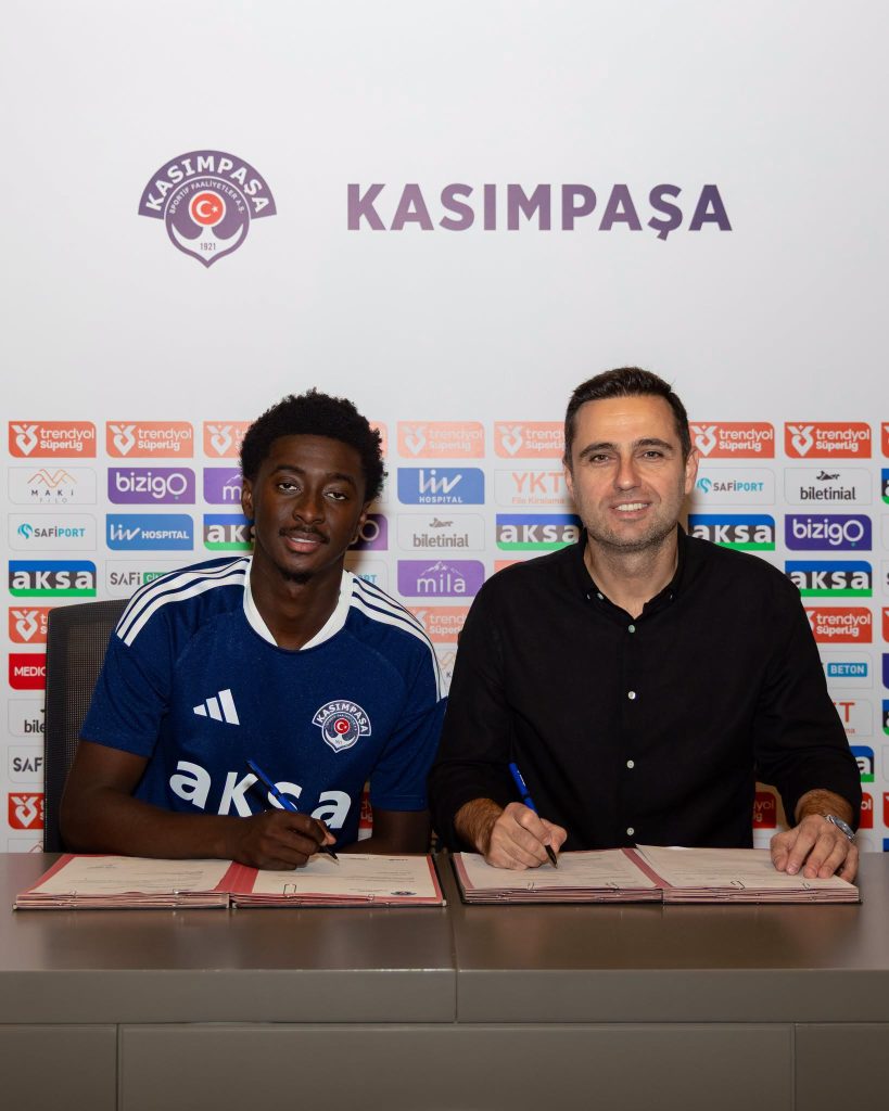 Jesurun Rak-Sakyi Joins Kasimpasa in Turkish Move