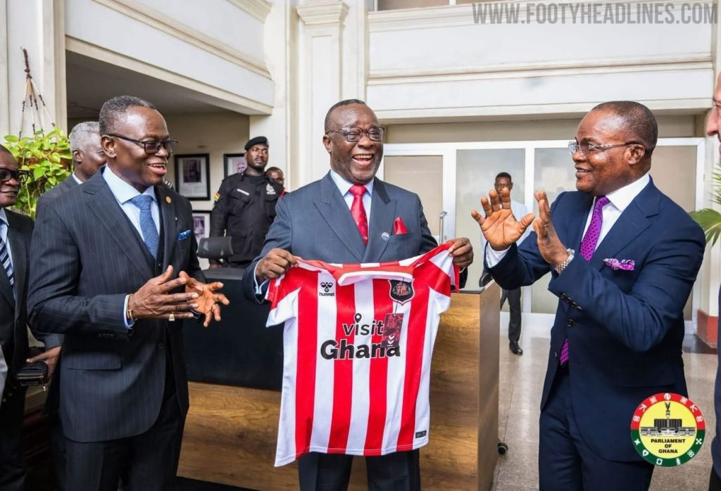 Sunderland Explore New Shirt Sponsor as £10m Visit Ghana Deal Stalls